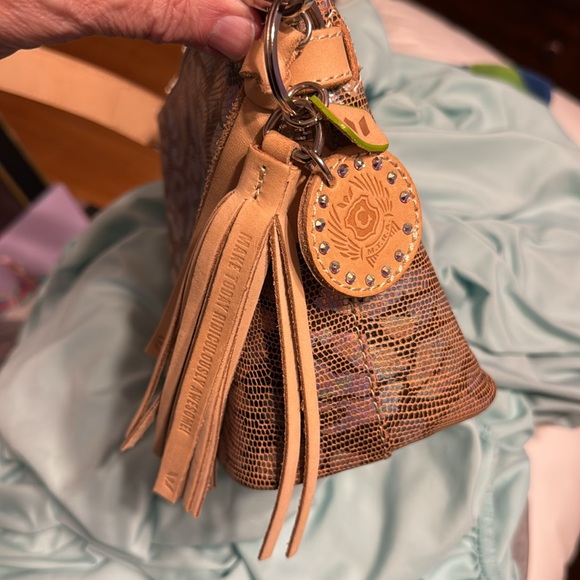 Consuela Iris your Way Metallic Leopard Shoulder Bag - Picture 5 of 9